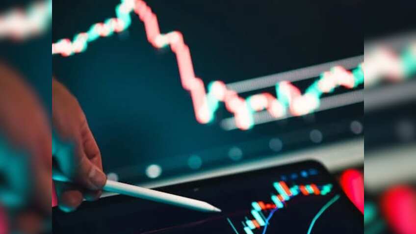 Share Market Crash: Sensex tanks 849 pts, Nifty sinks below 24,750 as bulls stare at incoming tariffs