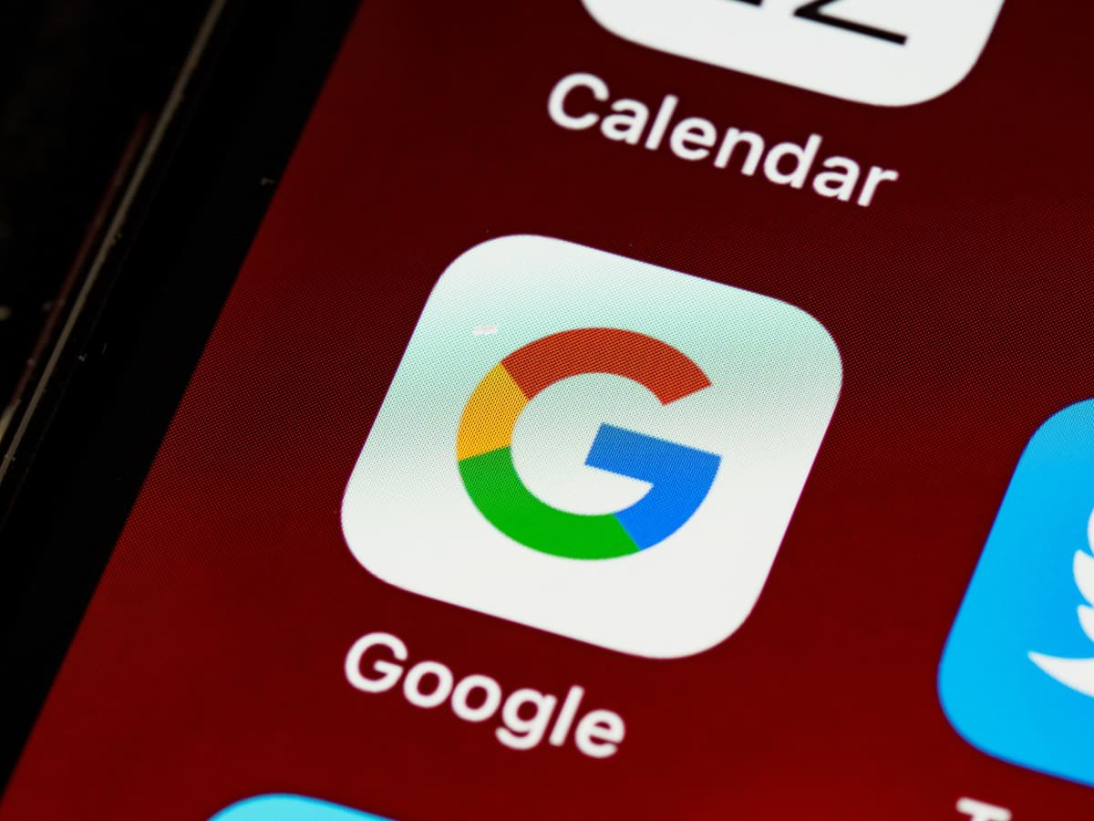 Google Translate adds live conversation translation, language practice features