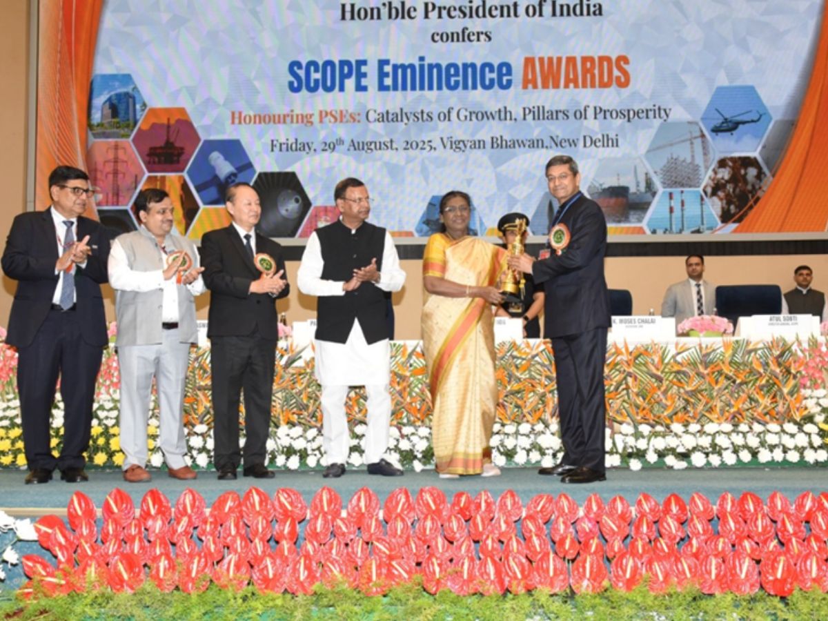NTPC CMD Gurdeep Singh conferred with Leadership Excellence Award by President
