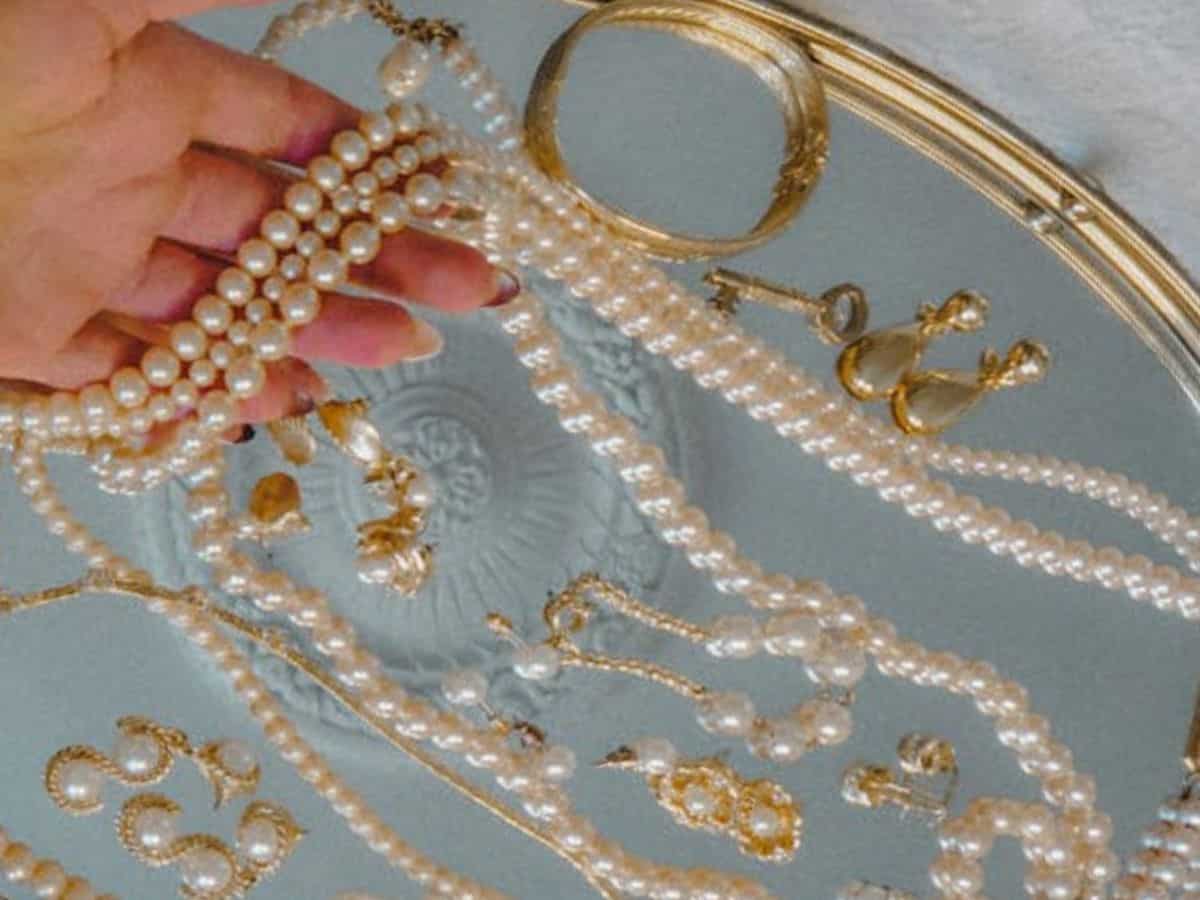 Gold and Silver Prices Today (Sept 2, 2025): Precious metal futures off record highs; MCX yellow metal hovers in Rs 1,04,550-1,05,350 range—Check out city-wise gold rates