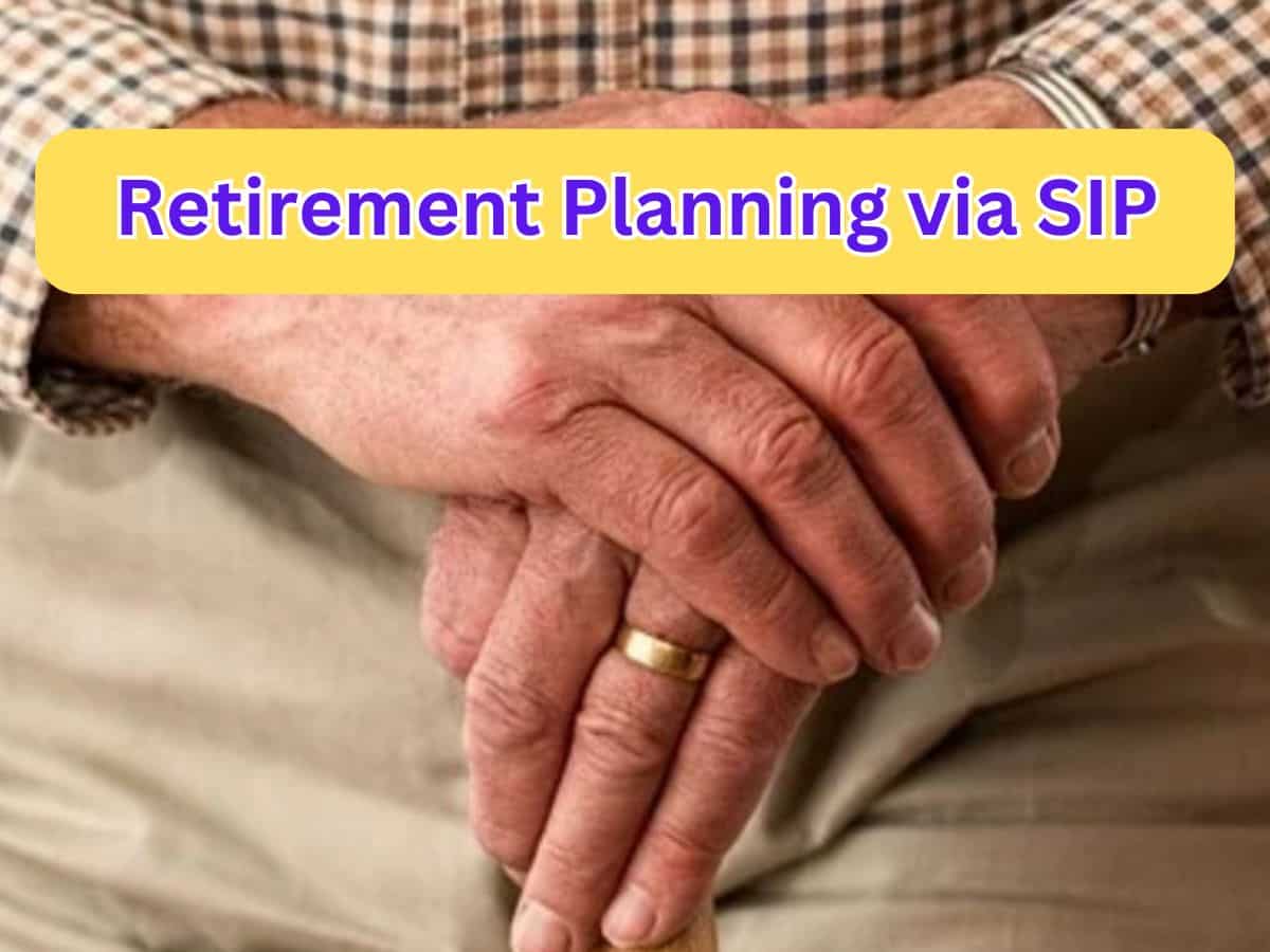 Retirement Planning via SIP: Starting at age 25, how much money can you expect to generate by 60 with Rs 9,000 monthly investment?