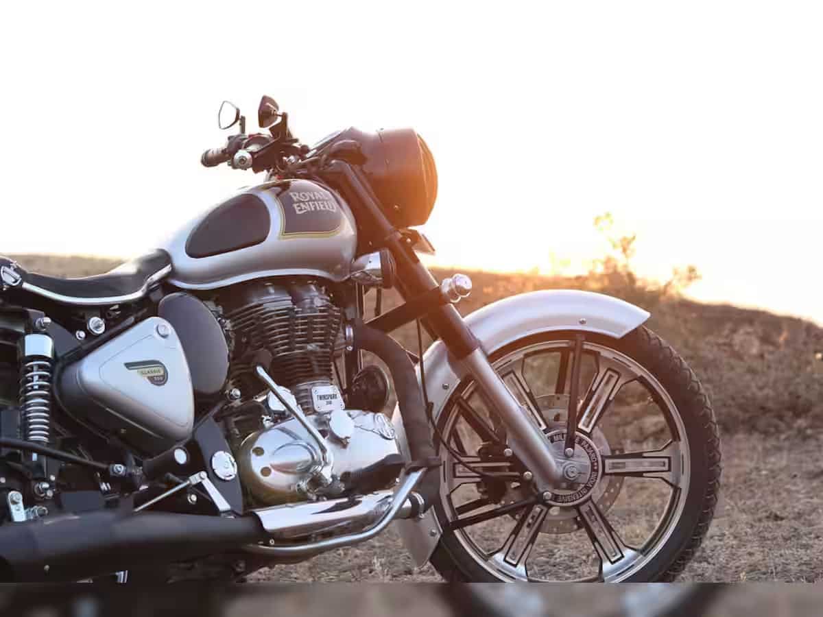 Will Rs 12,260-19,222 Hunter, Classic 350 GST 2.0 discounts be available online? Will Rs 12,260-19,222 Hunter, Classic 350 GST 2.0 discounts be available online?