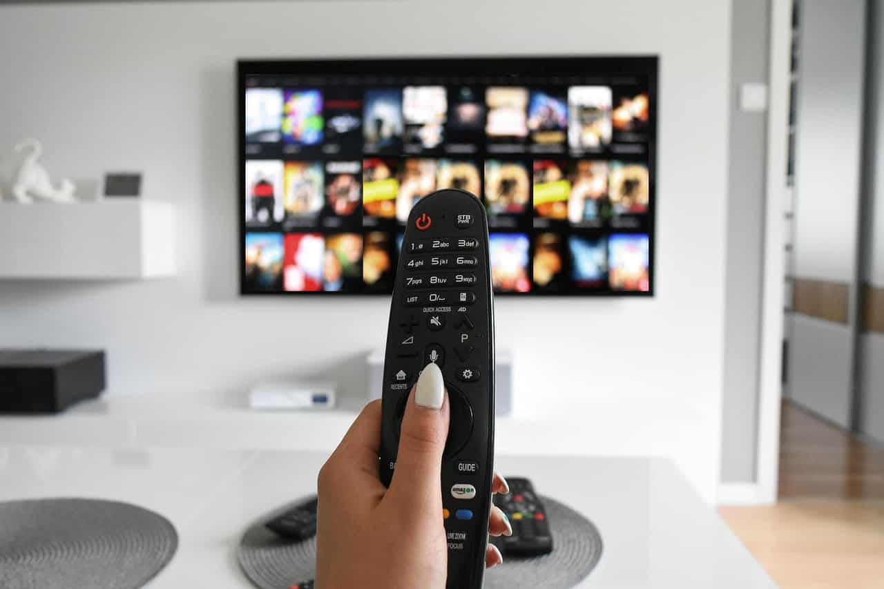 Samsung picks Noida-based contract manufacturer to expand Tizen OS TVs in India