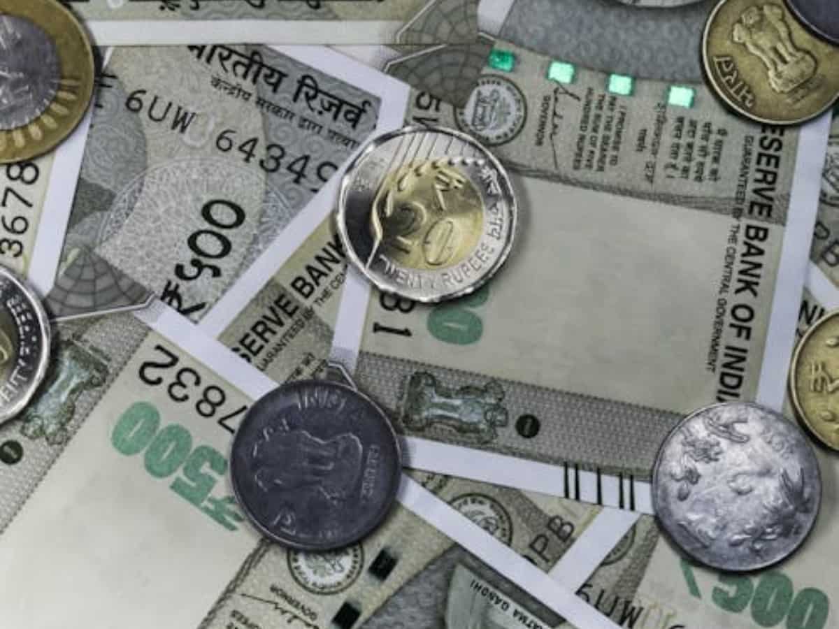Rupee slides to all-time low of 88.53 amid US H-1B fee hike, weak FII flows