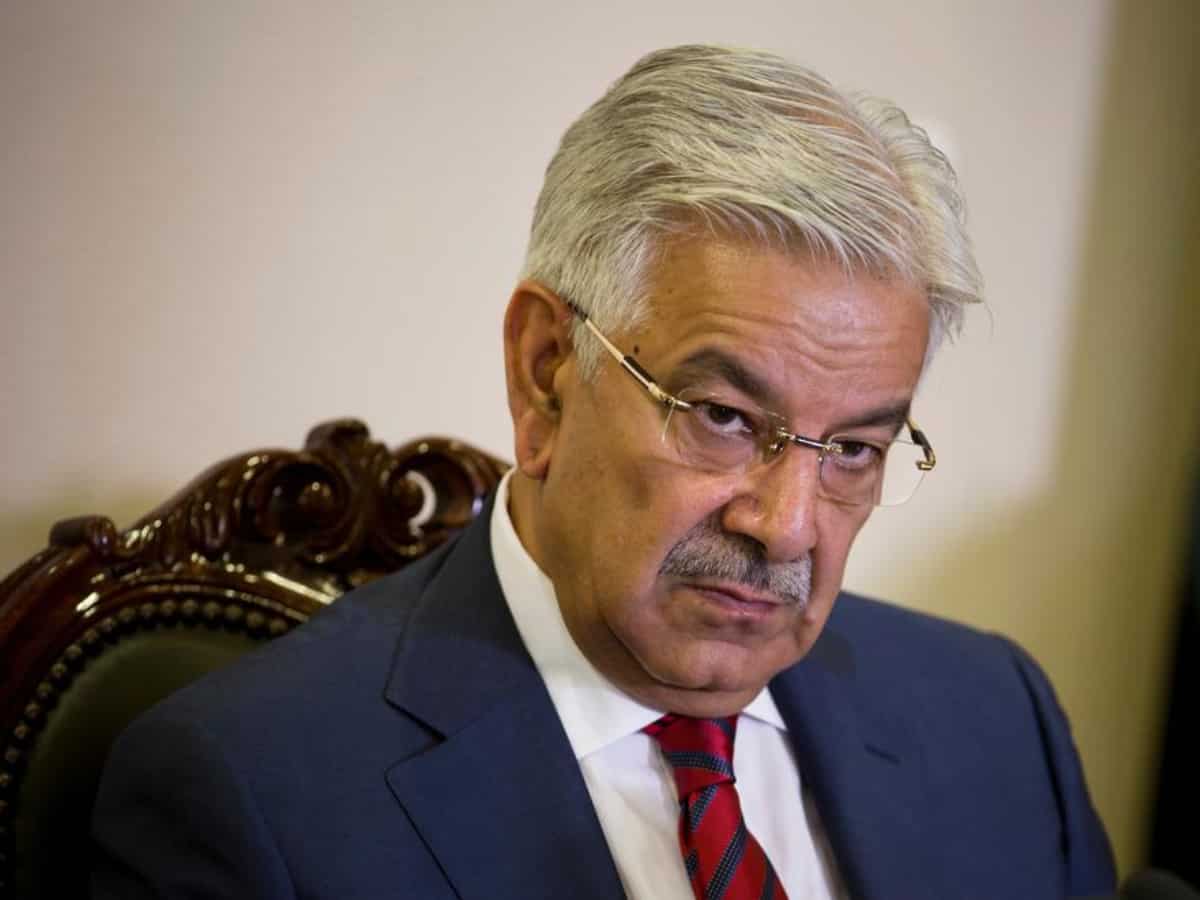 Is Khawaja Asif queering pitch for Pakistan caught between the Eagle and Dragon?
