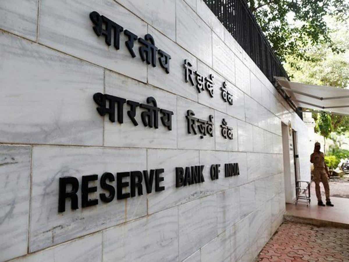 RBI plans more powers for banks' internal ombudsman to protect consumer