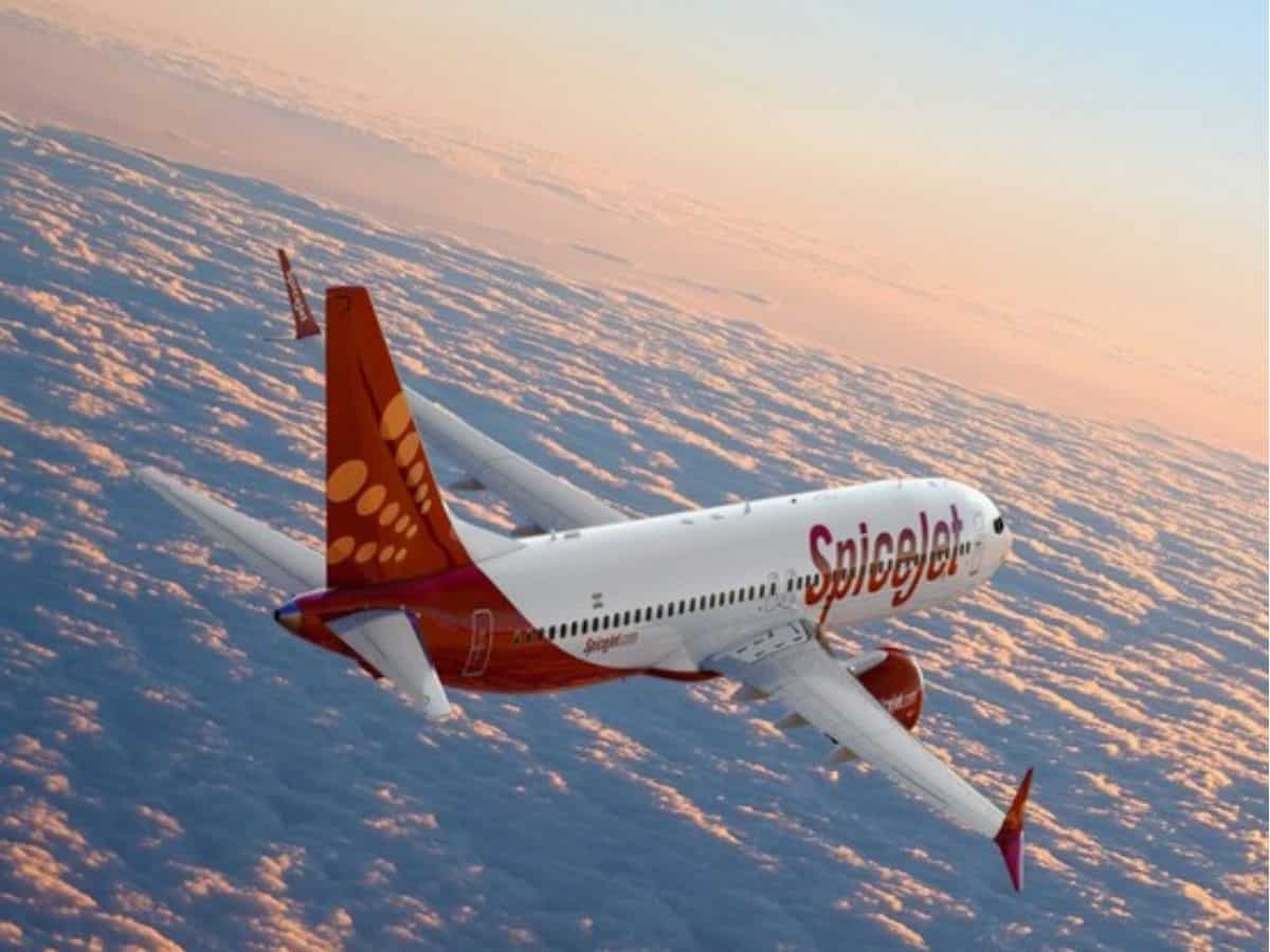 SpiceJet adds 3 new aircraft to its fleet, kicking off major winter expansion