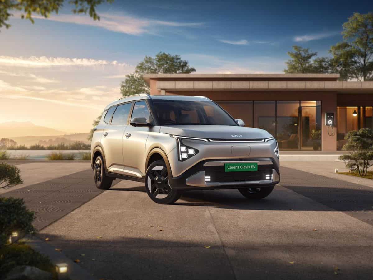 Kia India launches Carens Clavis EV starting at Rs 17.99 lakh: Key features  and other details