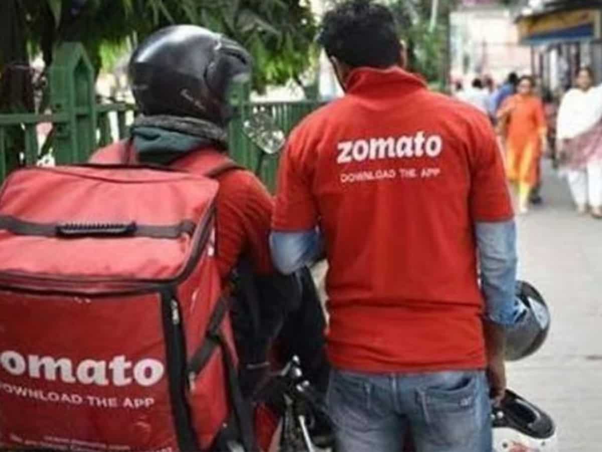 Eternal shares slip over 2% after Q2 profit drop; should you buy the dip