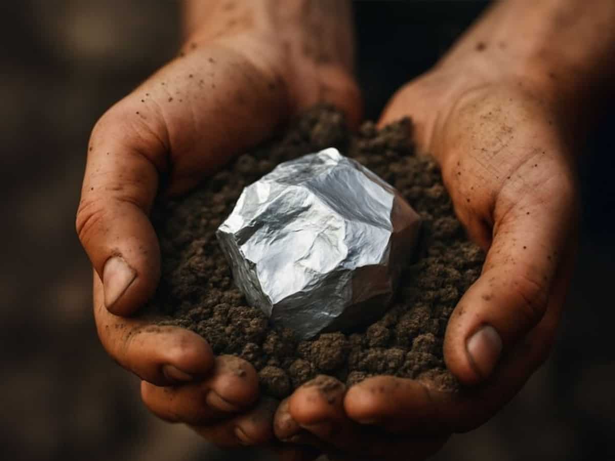 IIT‑Delhi, global auto majors explore solutions to China’s rare‑earth curbs: Report