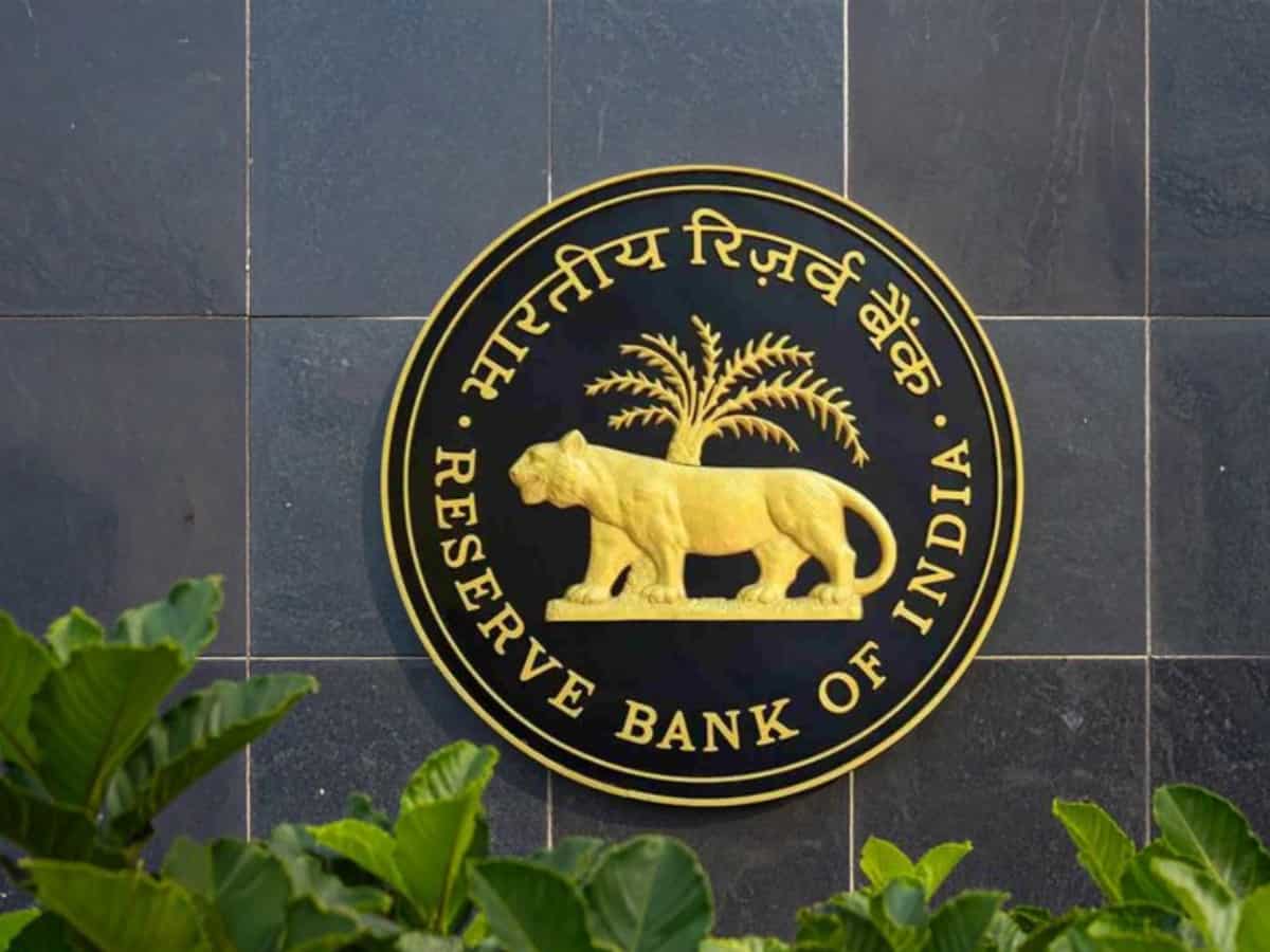 RBI proposes banks can fund corporate acquisitions, seeks stakeholder feedback