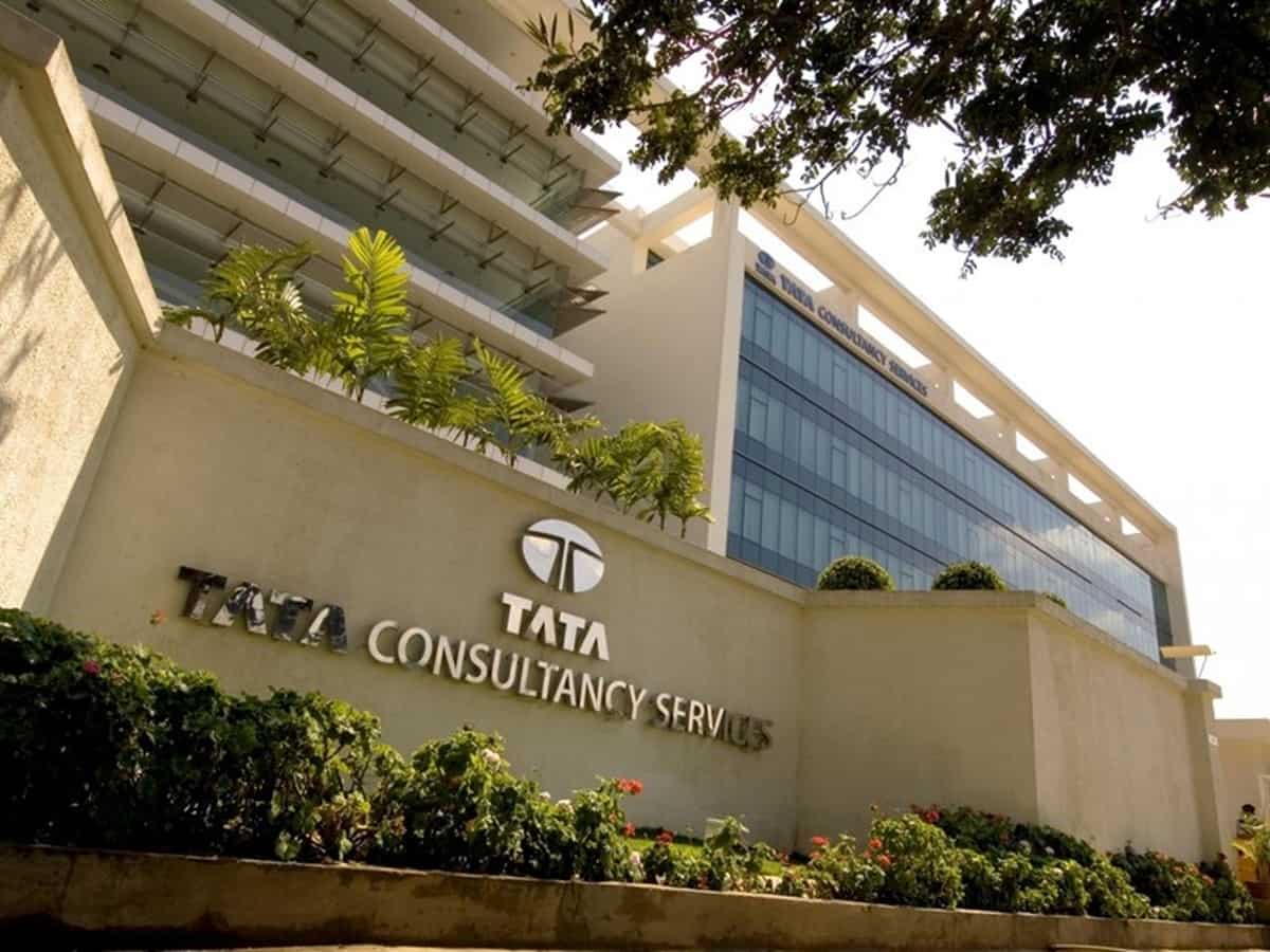 TCS refutes UK media report linking cyberattack to Marks & Spencer contract decision TCS refutes UK media report linking cyberattack to Marks & Spencer contract decision