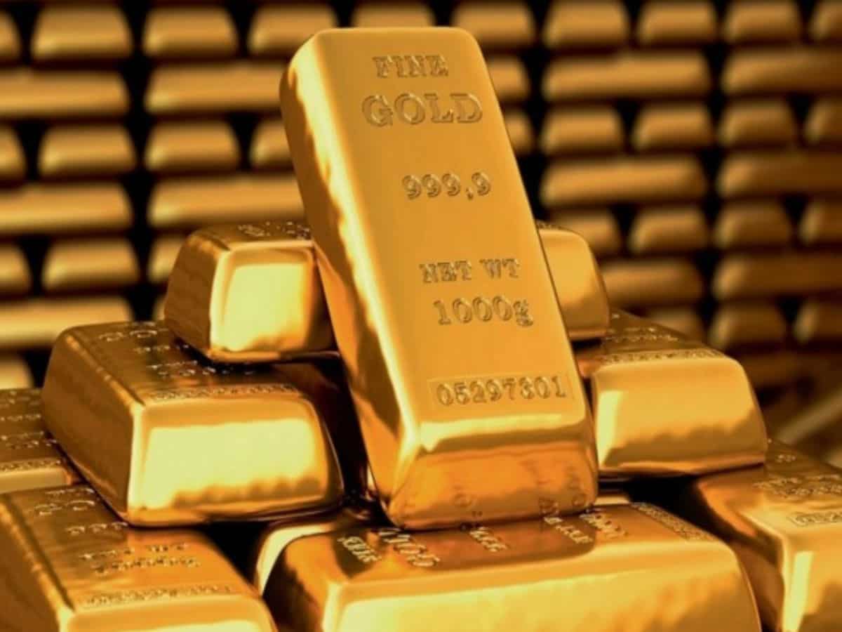 Gold and Silver Prices This Evening: Yellow metal steady near Rs 1.20 lakh—Precious metals ready to shine again?