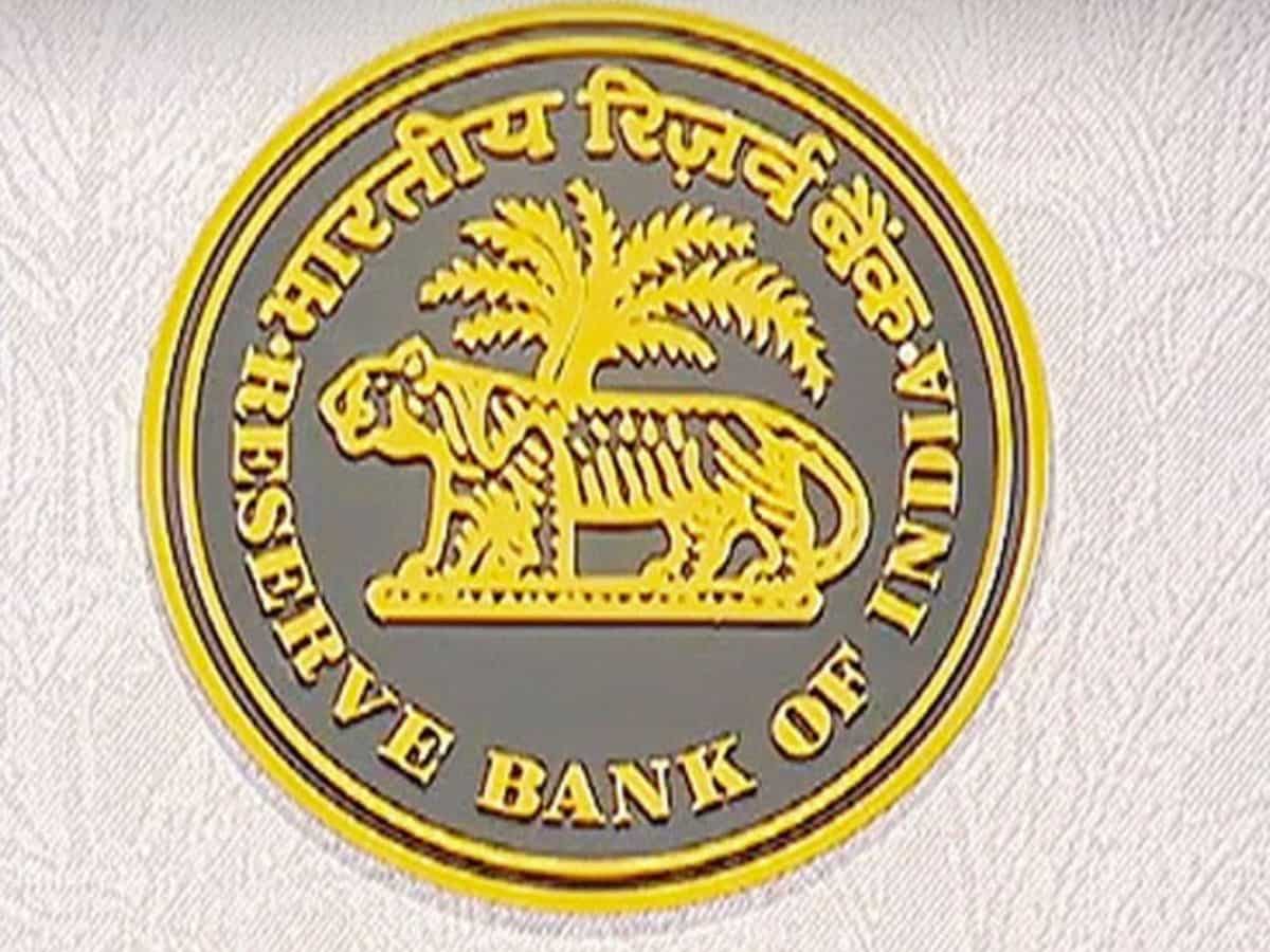 RBI calls social media claims of selling 35 tonnes of gold ‘unsubstantiated rumours’