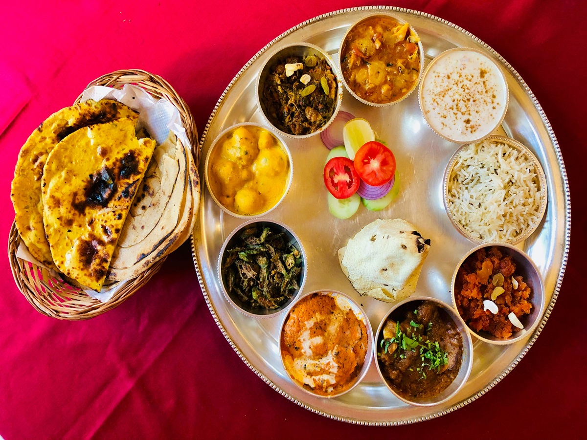 Food plate costs ease in October as vegetable, pulse prices decline