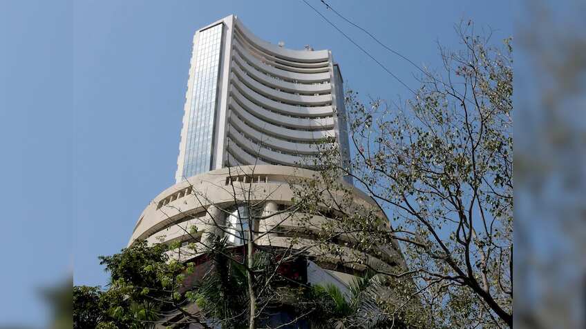 Seven of top 10 valued firms lose Rs 88,600 crore; Airtel, TCS lead decline