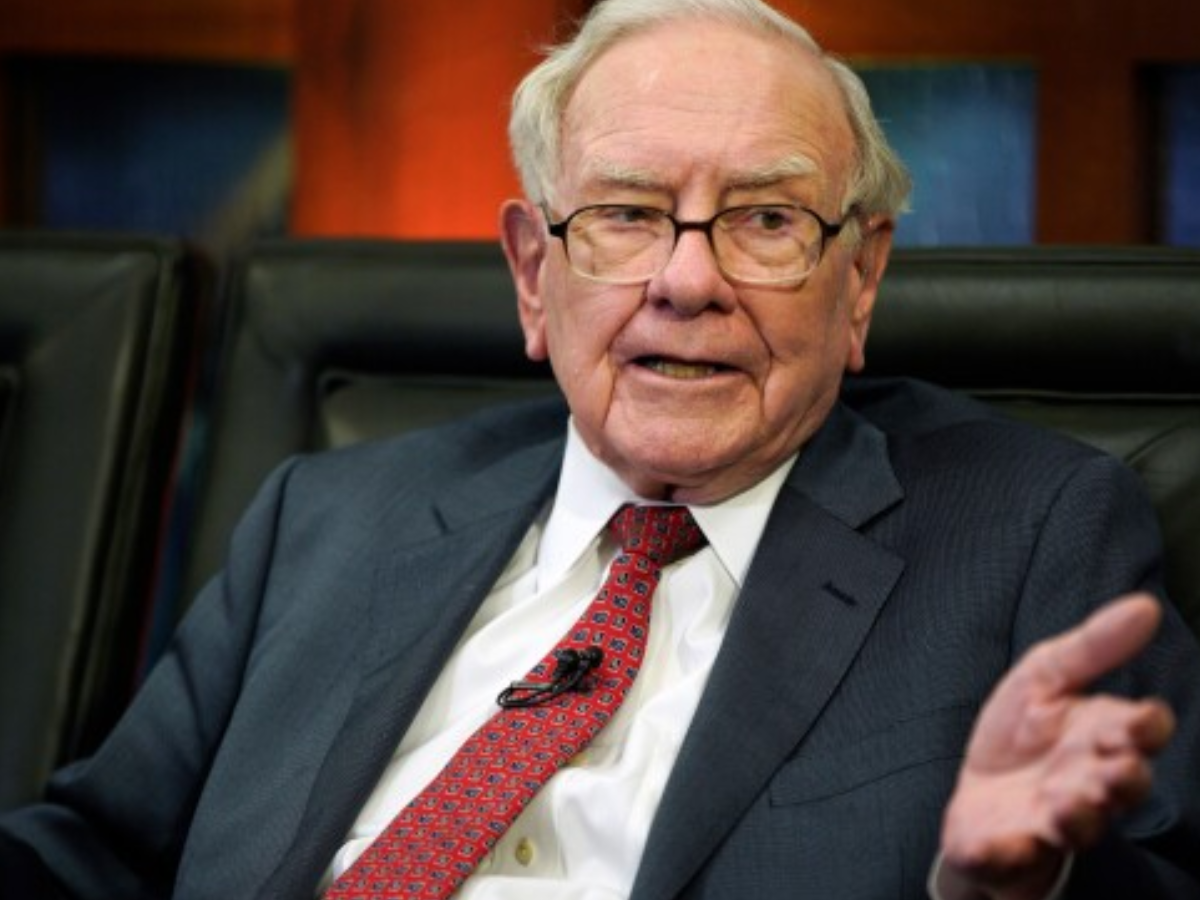 Going Quiet, Stepping Up Philanthropy: Key takeaways from Warren Buffett’s farewell letter