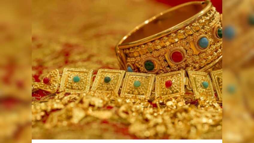 Gold and Silver Prices This Evening: White metal surges by nearly Rs 5,000, yellow rises by about Rs 1,500 - Key updates