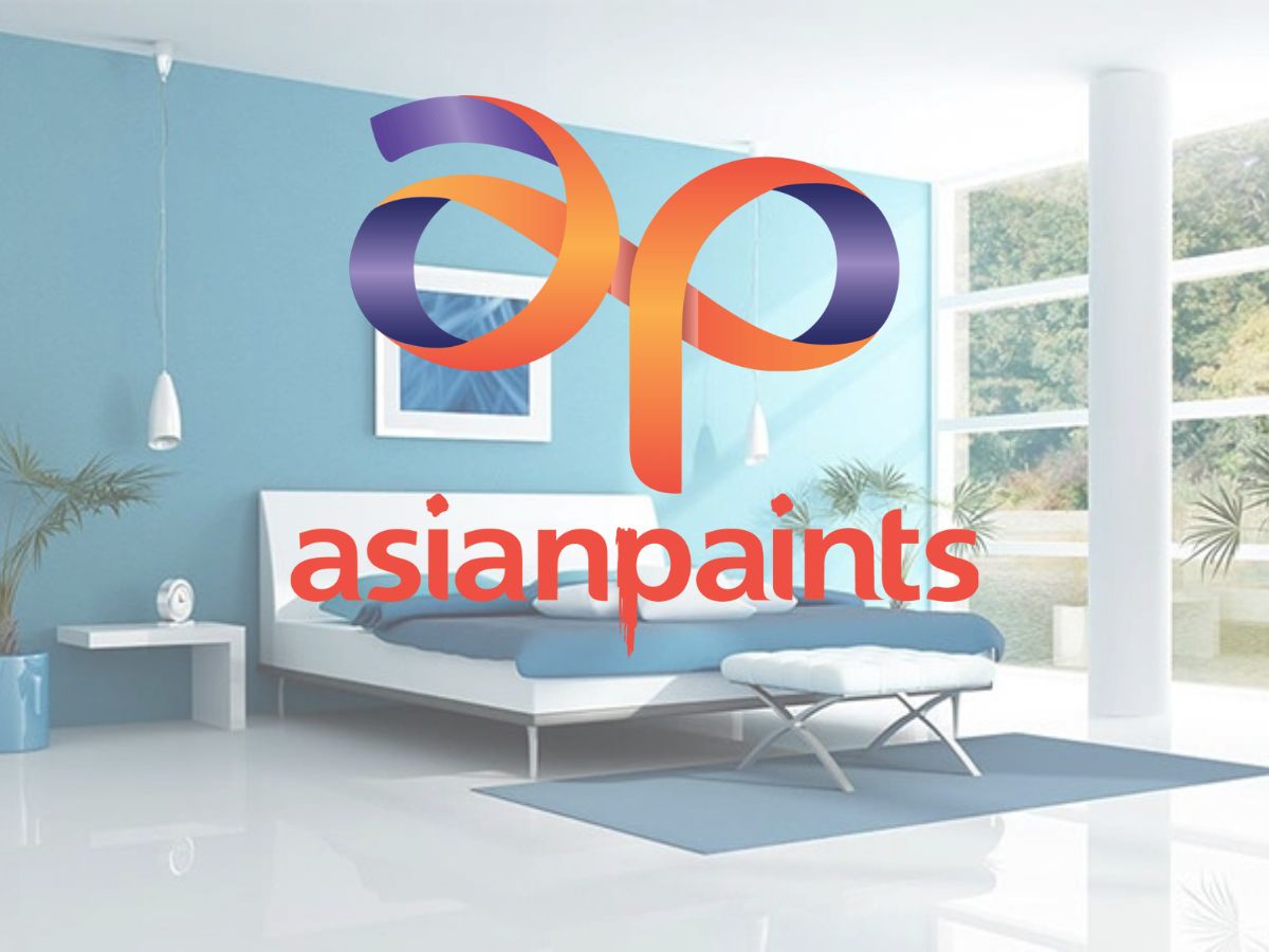 Asian Paints share price hits 52-week high on strong Q2 results & 450% dividend announcement — Buy, sell or hold?