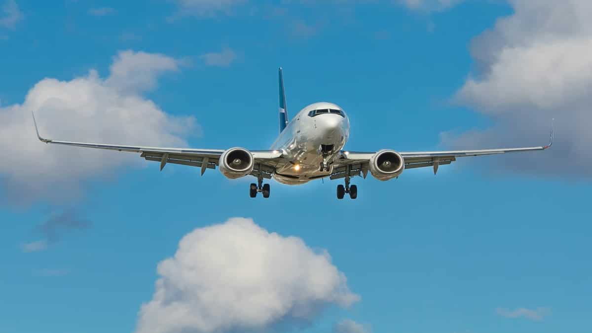 Bahrain–Hyderabad flight diverted to Mumbai after bomb threat