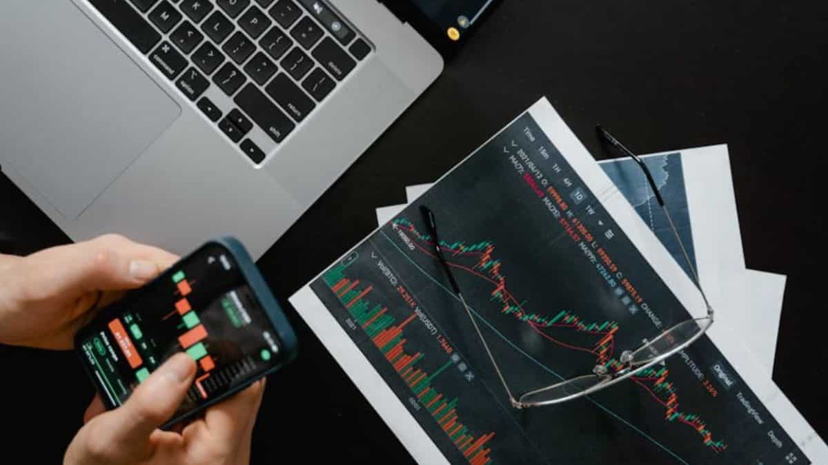 68 entities' registrations cancelled by SEBI; is your investment adviser on the list? Check here