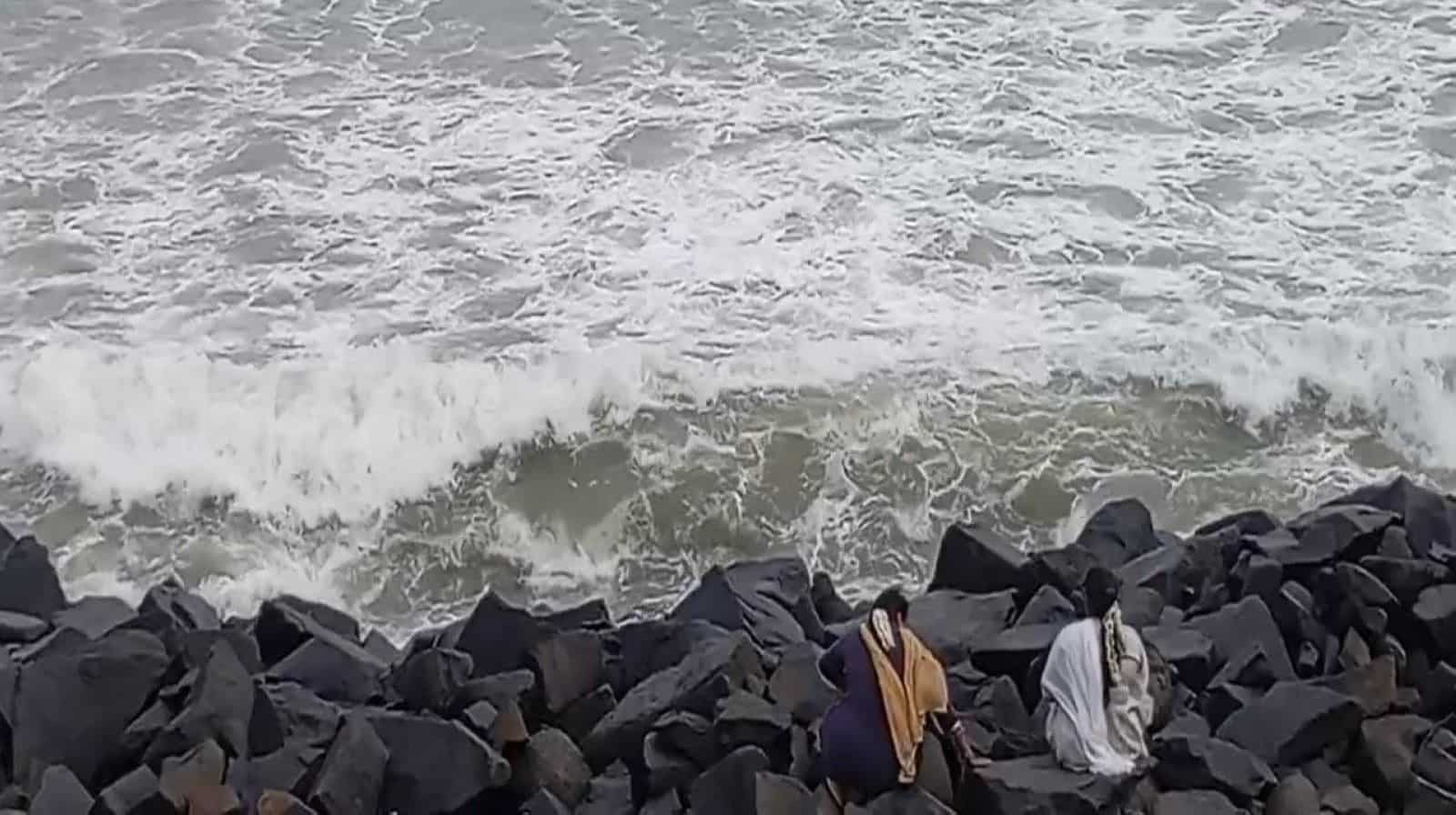 Cyclone Ditwah: IMD issues yellow alert across various districts of Tamil Nadu, Puducherry for next 3 hours