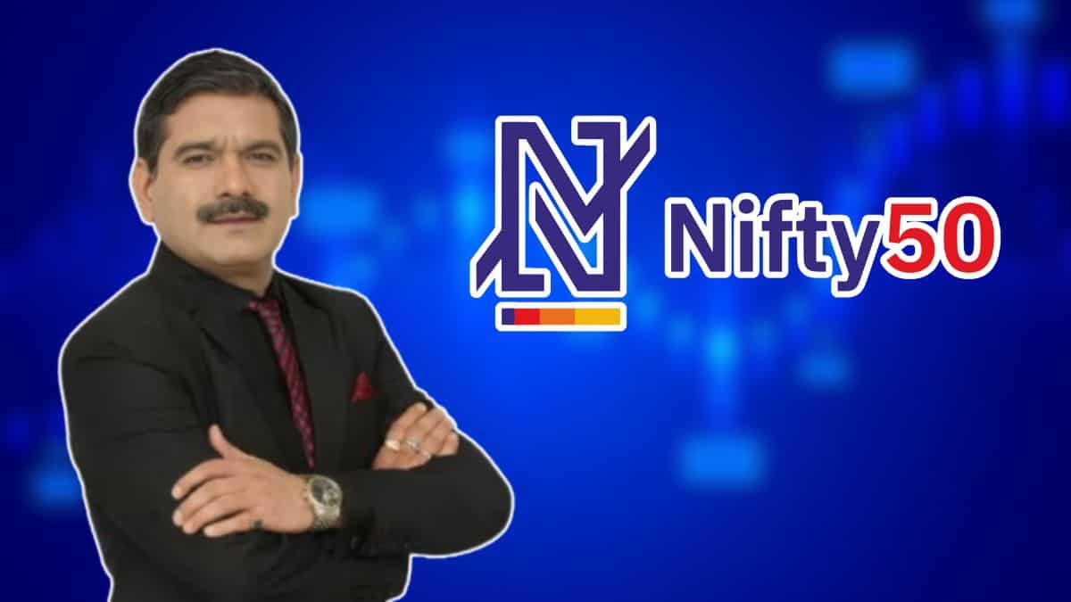 Bulls booking profits after taking Sensex & Nifty to fresh peaks? Anil Singhvi decodes key levels
