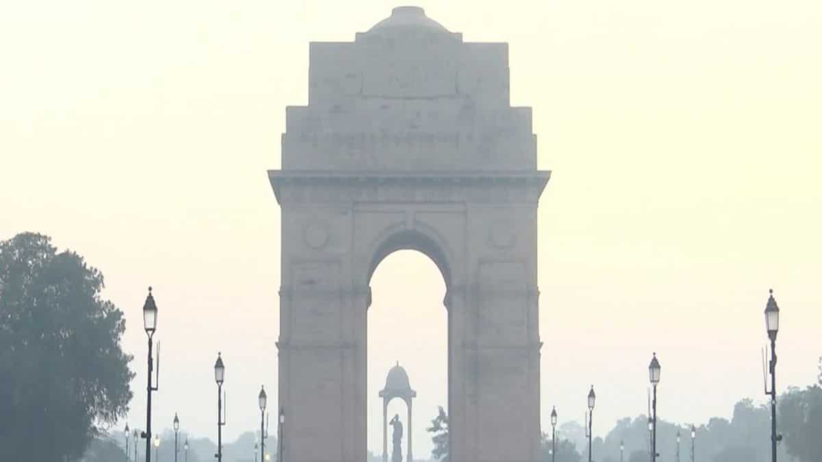 Delhi-NCR Air Quality Worsens Again: AQI slips to ‘very poor’, several areas near ‘severe’ — Check weather forecast