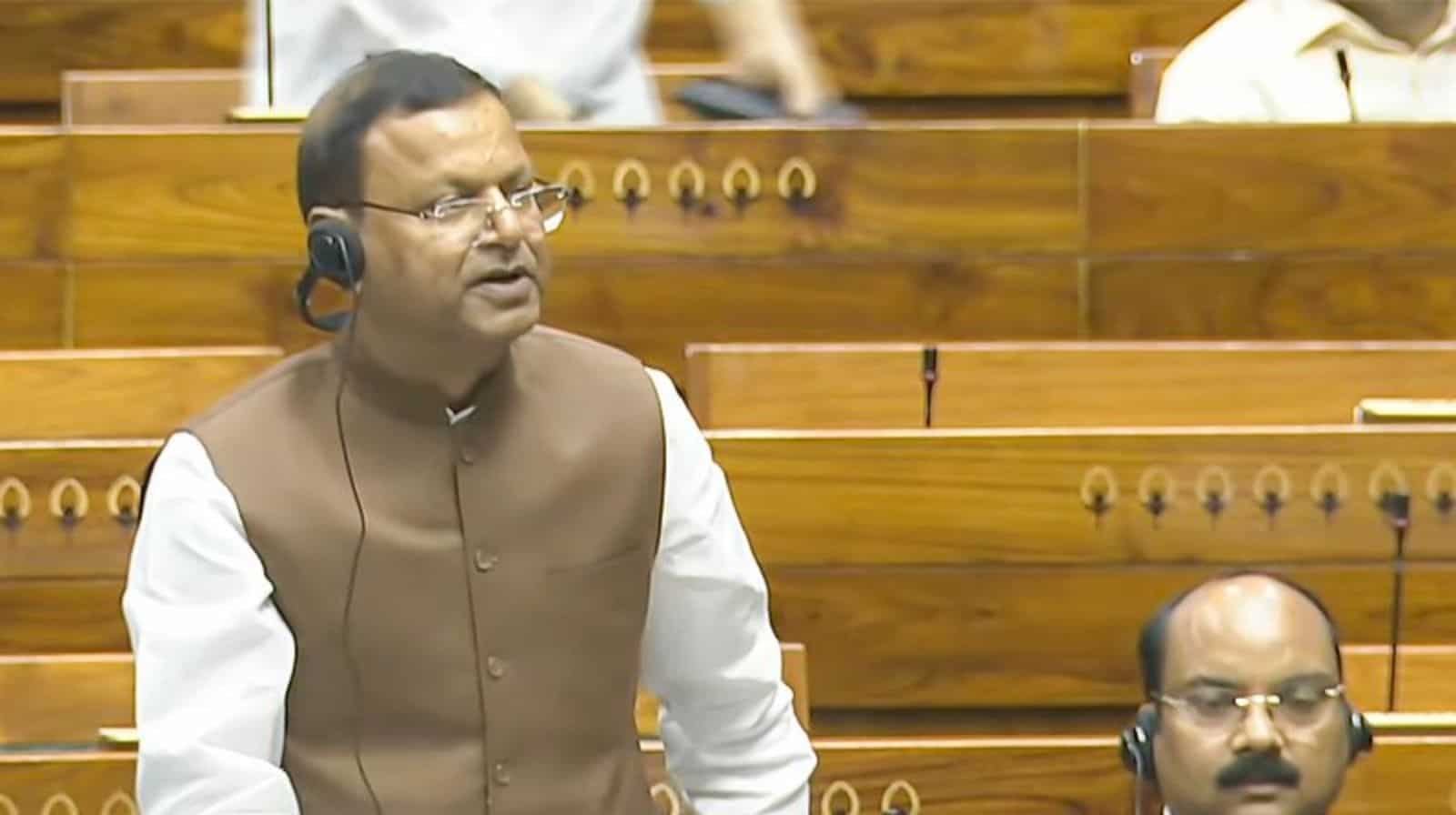 Banks return over Rs 10,000 crore in unclaimed deposits to families in last 3 years