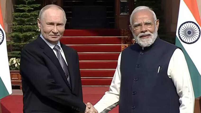 PM Modi, Putin hold talks at Hyderabad House