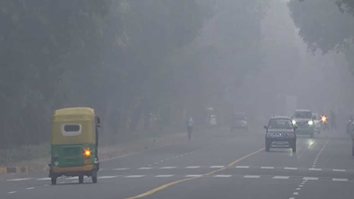 As Delhi air quality worsens, DMRC launches special anti-pollution drives across construction sites