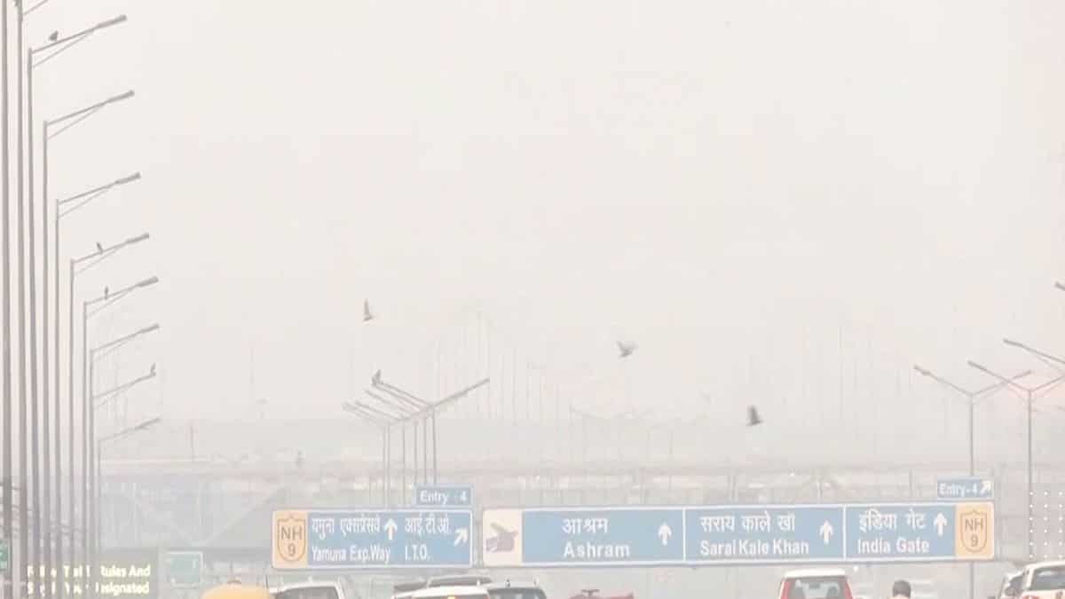 Planning a weekend outing? Delhi’s AQI hits 303 — Read these government guidelines first