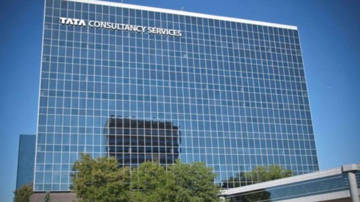 Massive Split on TCS: One brokerage sees a big rally, another warns of a sharp drop; what should investors do?