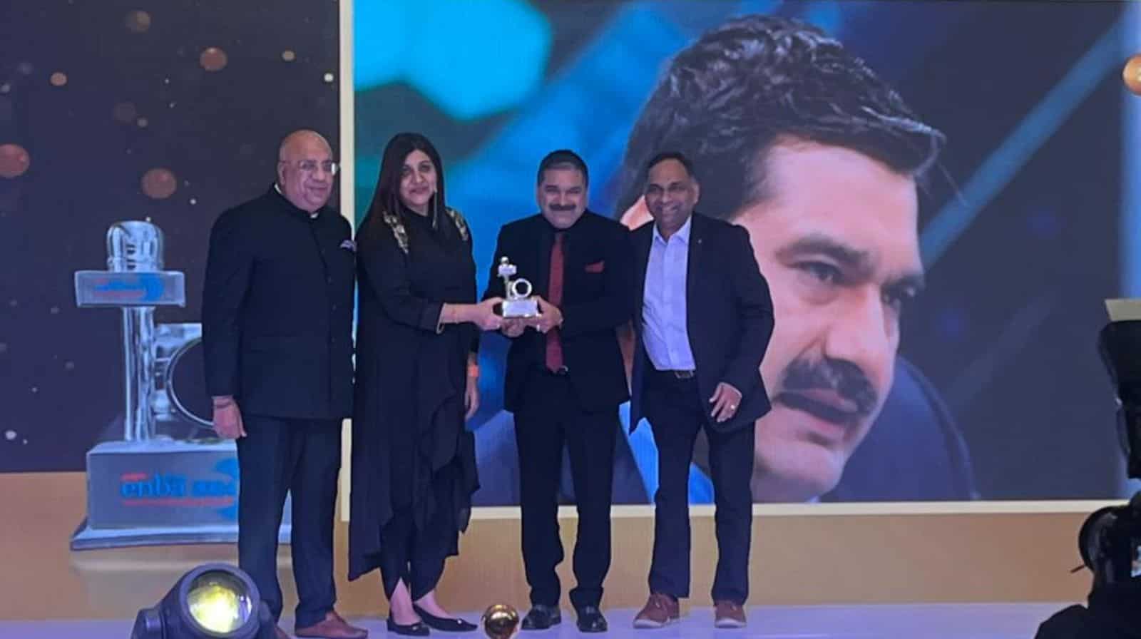 17th ENBA Awards: Zee Business Managing Editor Anil Singhvi bags multiple honours, including best Hindi business anchor