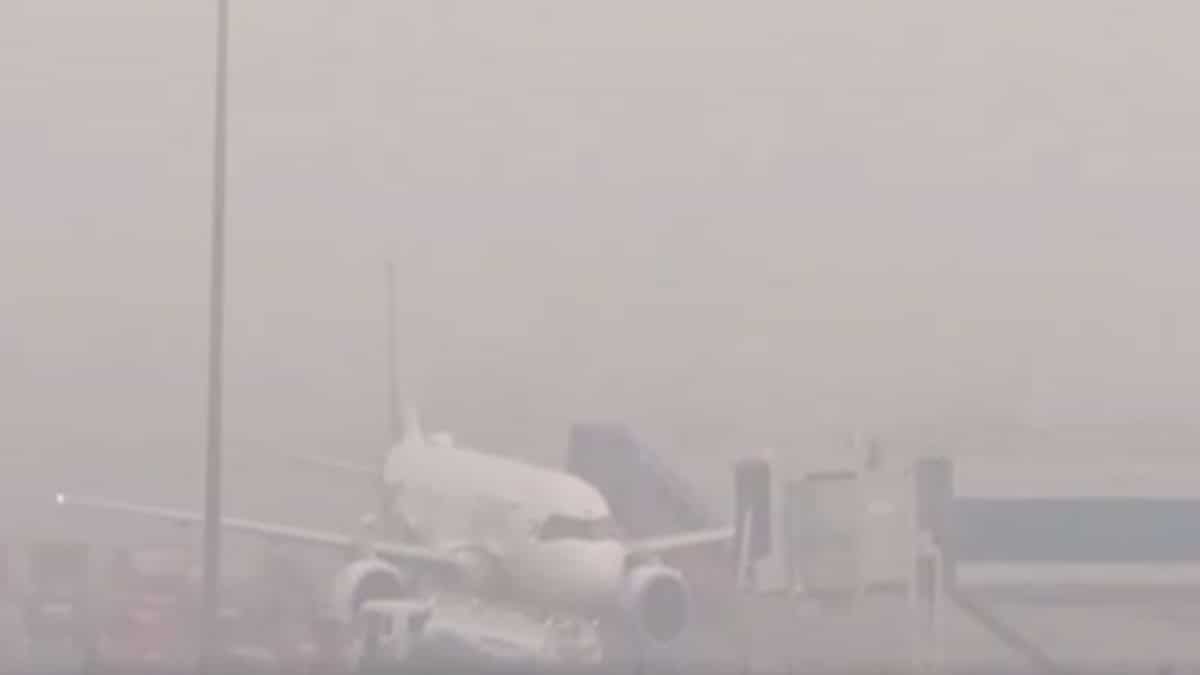 Dense fog and pollution cause 11 flight cancellations at Chennai Airport