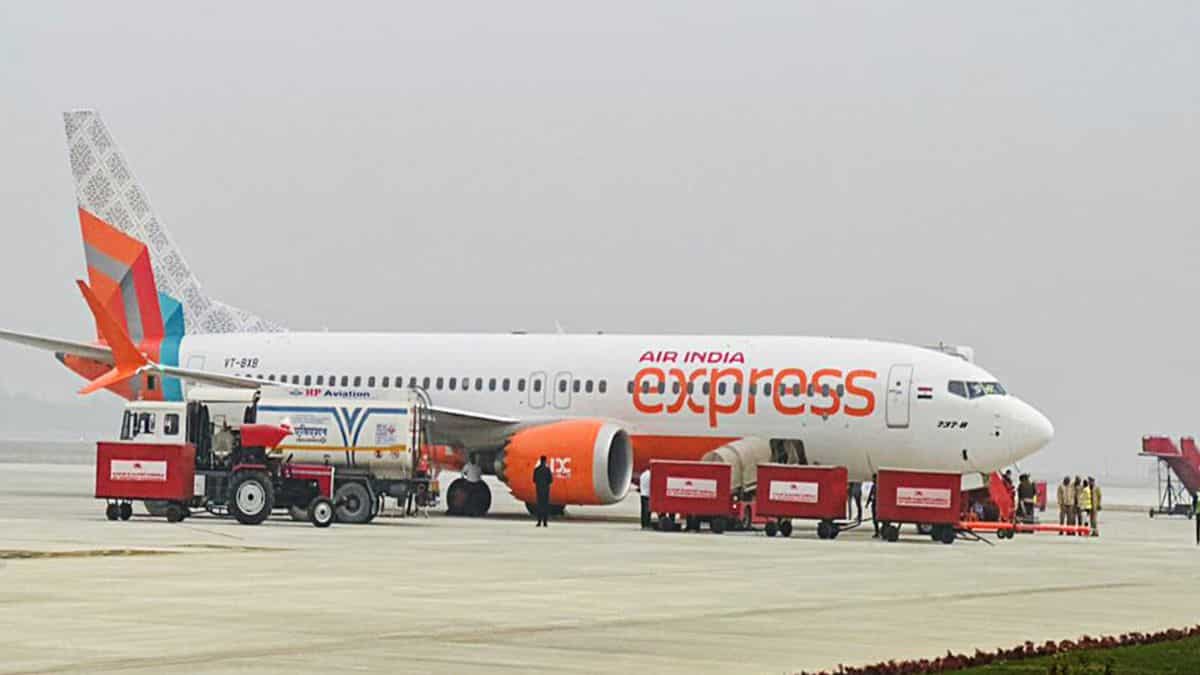 Passenger alleges assault by Air India Express pilot; airline responds, govt orders inquiry and pilot grounding