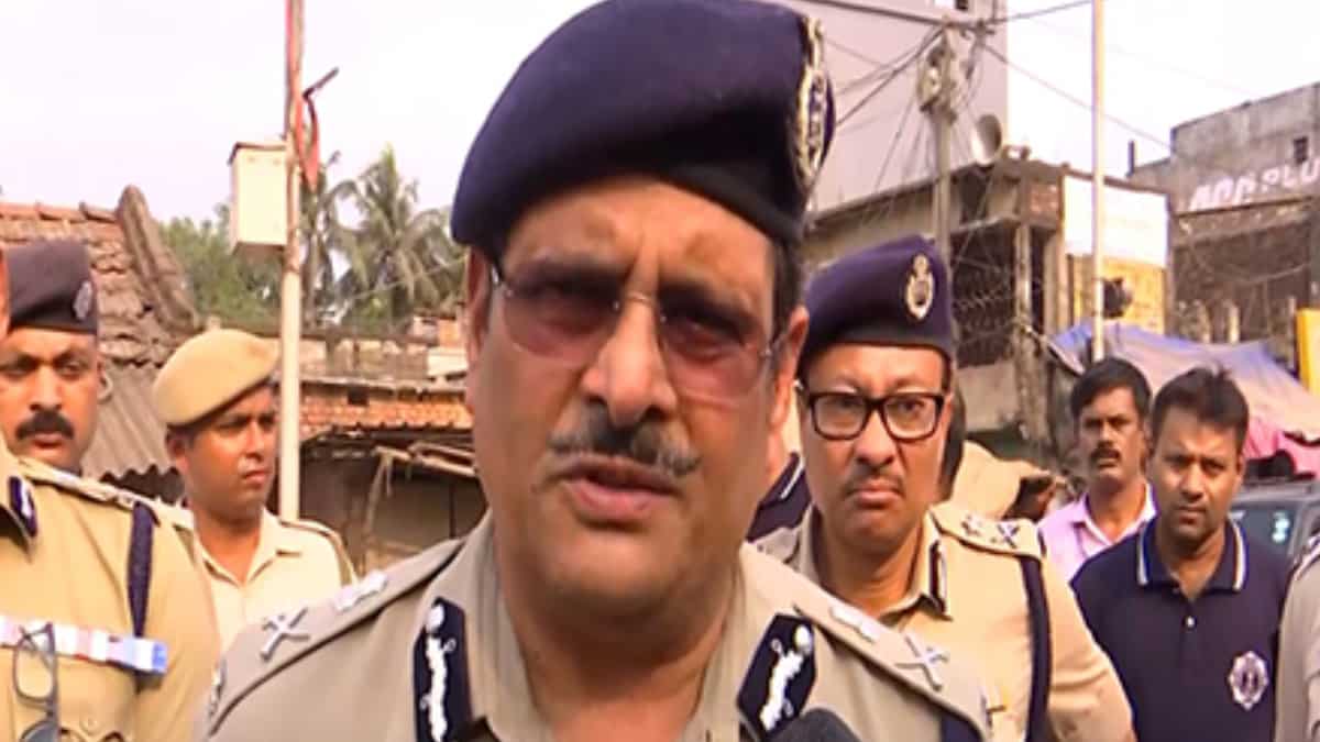 Kolkata on high alert as Bangladesh unrest raises security concerns ahead of festive season