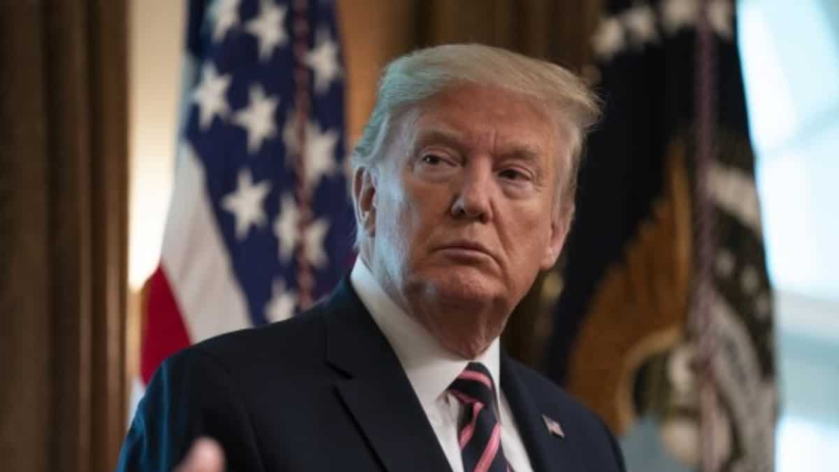 US to keep seized Venezuelan oil, says Donald Trump at Mar-a-Lago