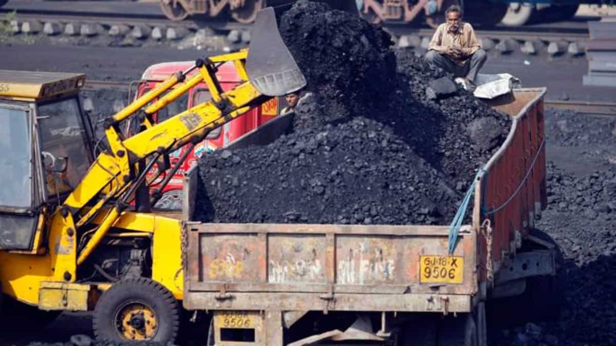 Coal India shares gain for fifth day after board nod to South Eastern Coalfields IPO