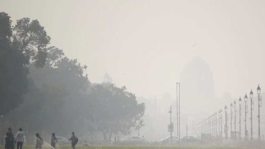 'Kindly relieve me ASAP': Pharma firm senior executive resigns as Delhi AQI turns 'severe'