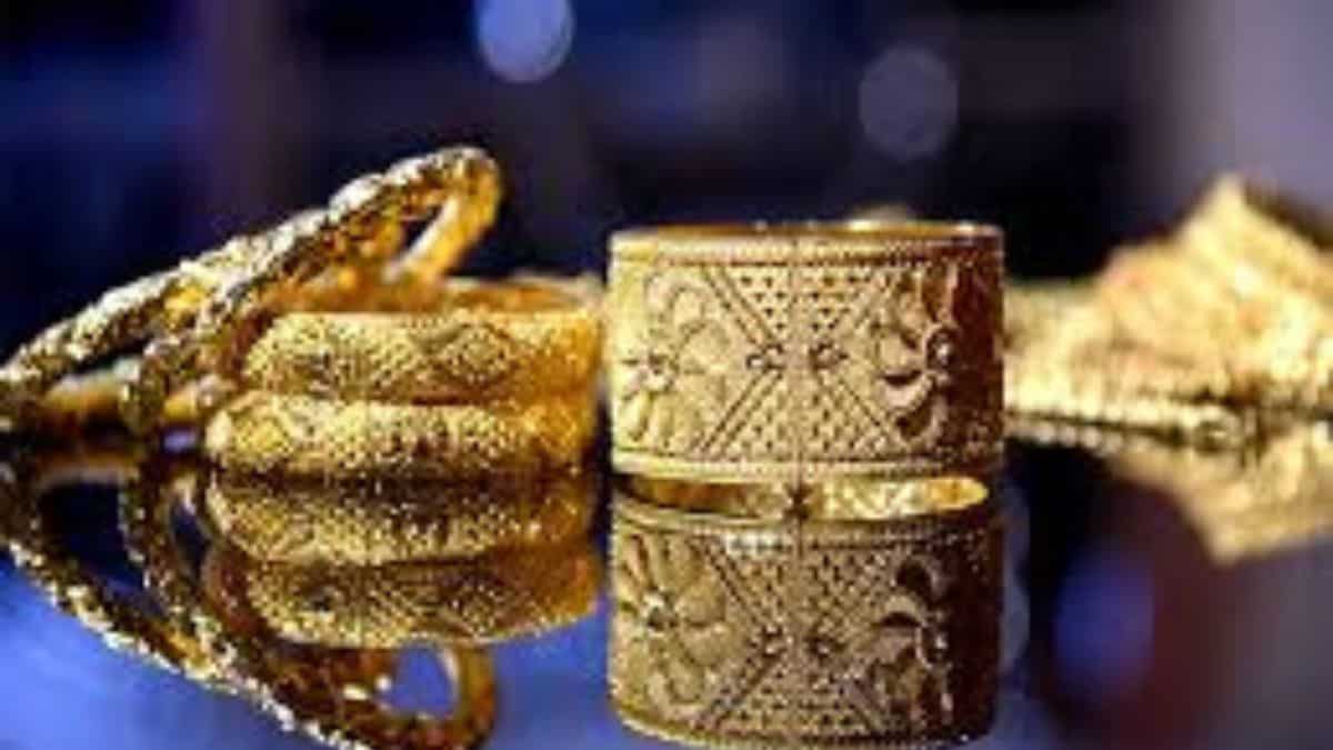 Gold, silver prices surge as global tensions spark safe-haven buying