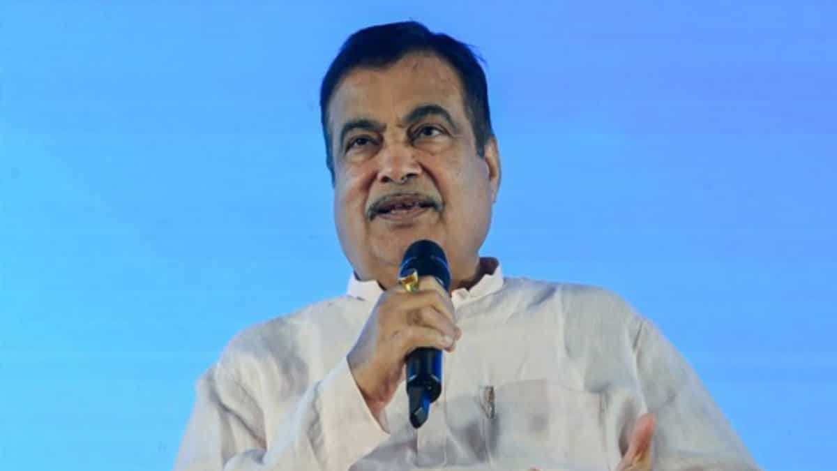 Agricultural waste can be converted into valuable national resource: Nitin Gadkari
