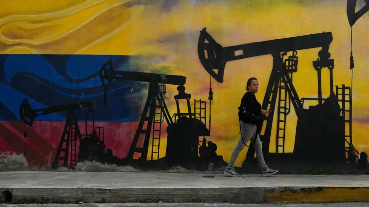 US seizes two Venezuelan oil tankers in back-to-back operations