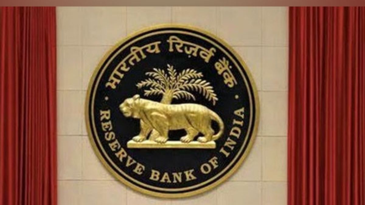 Delhi HC stays order mandating second-level human review of RBI Ombudsman complaints