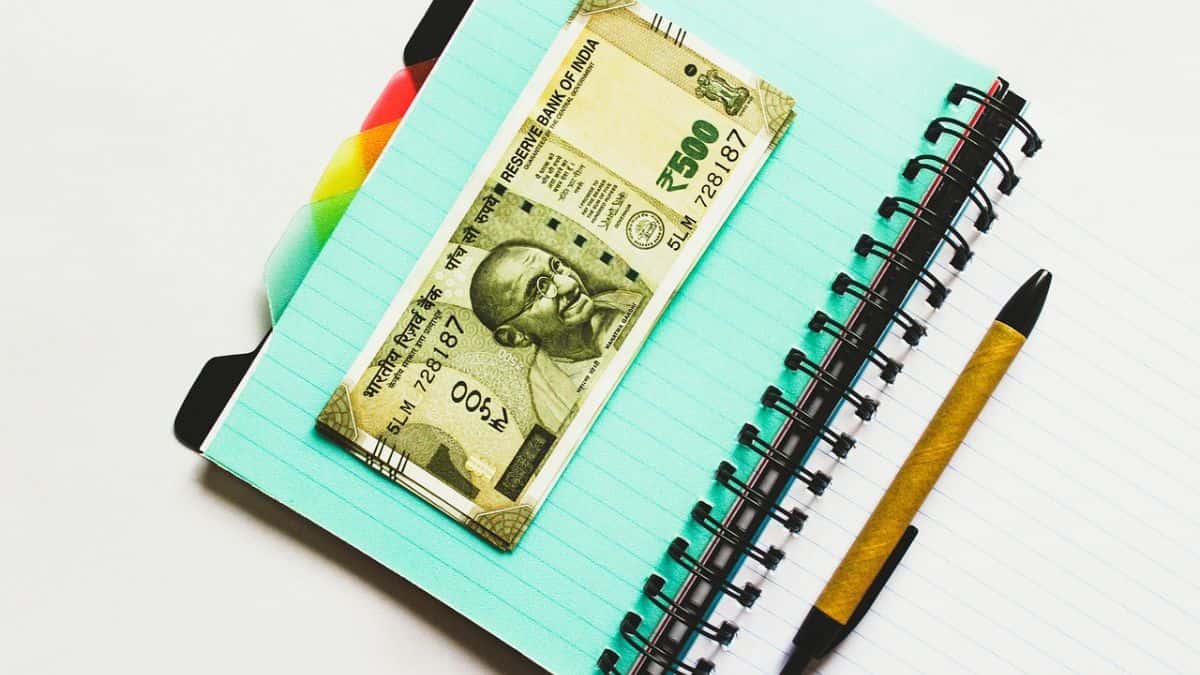 What will be the gratuity for a Rs 45,000 salary after 1 year and 5 years?