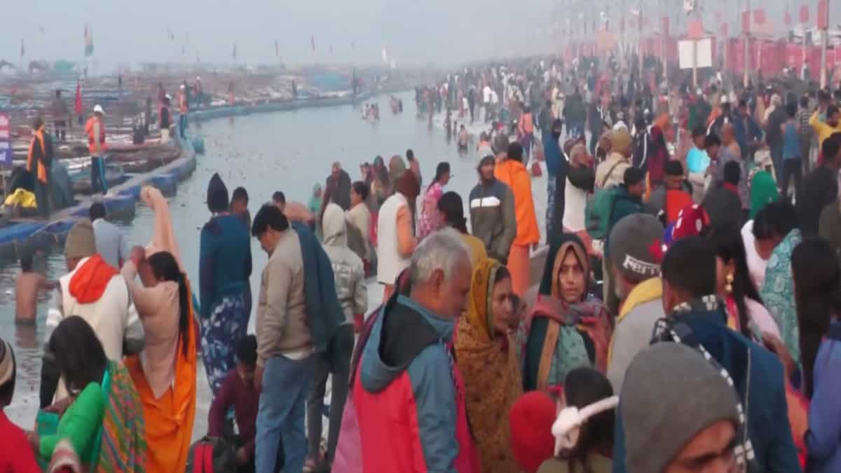 Winter chill deepens across North India, air quality worsens