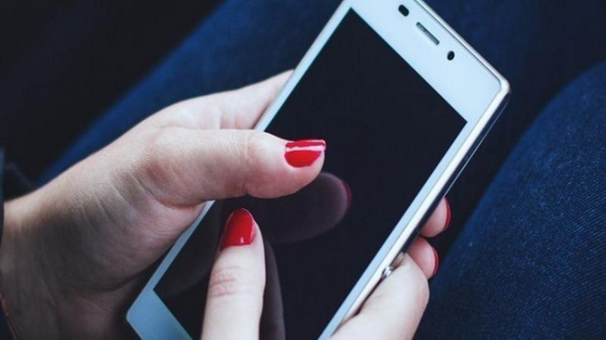 Smartphone shipments power 37% surge in India’s electronics exports