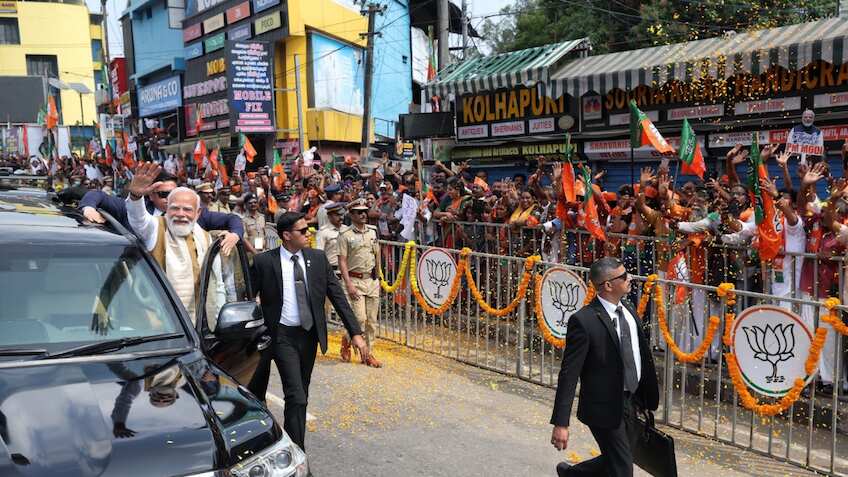 Kerala: PM Modi flags off 3 Amrit Bharat Trains, launches SVANidhi Credit Card & more