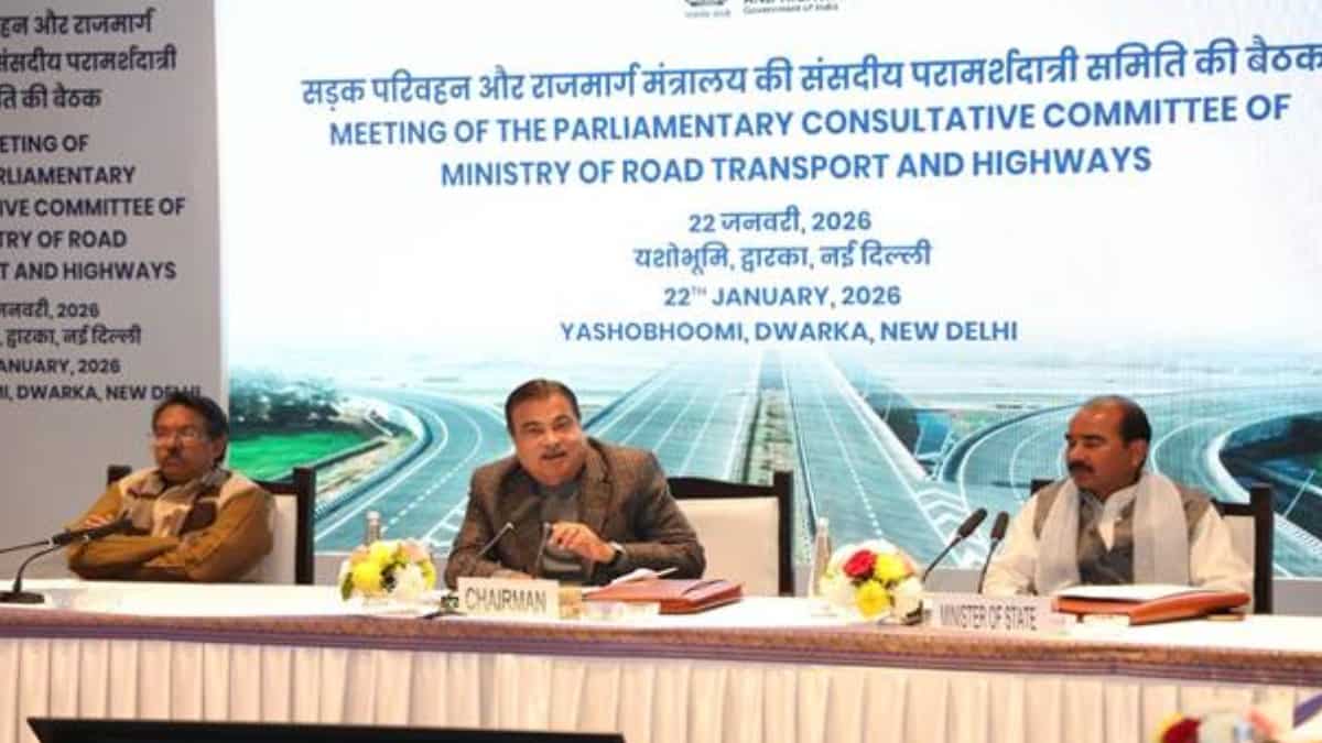 Centre allocates 30 GHz band for vehicle-to-vehicle communication to reduce road accidents