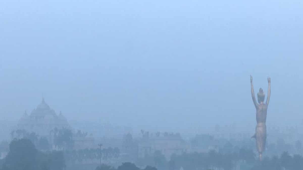 Delhi’s AQI hits 271, pollution worsens across several city area